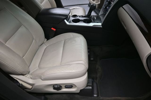 Used 2015 Ford Explorer Limited FWD image 27