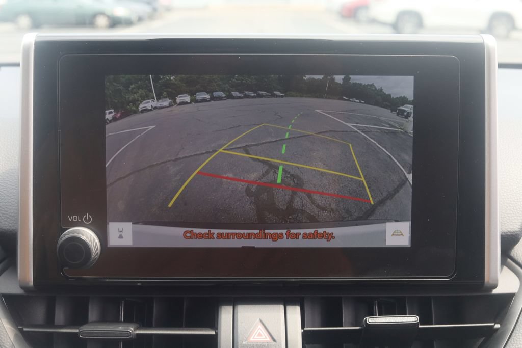 Used 2025 Toyota RAV4 XLE AWD/4WD image 5