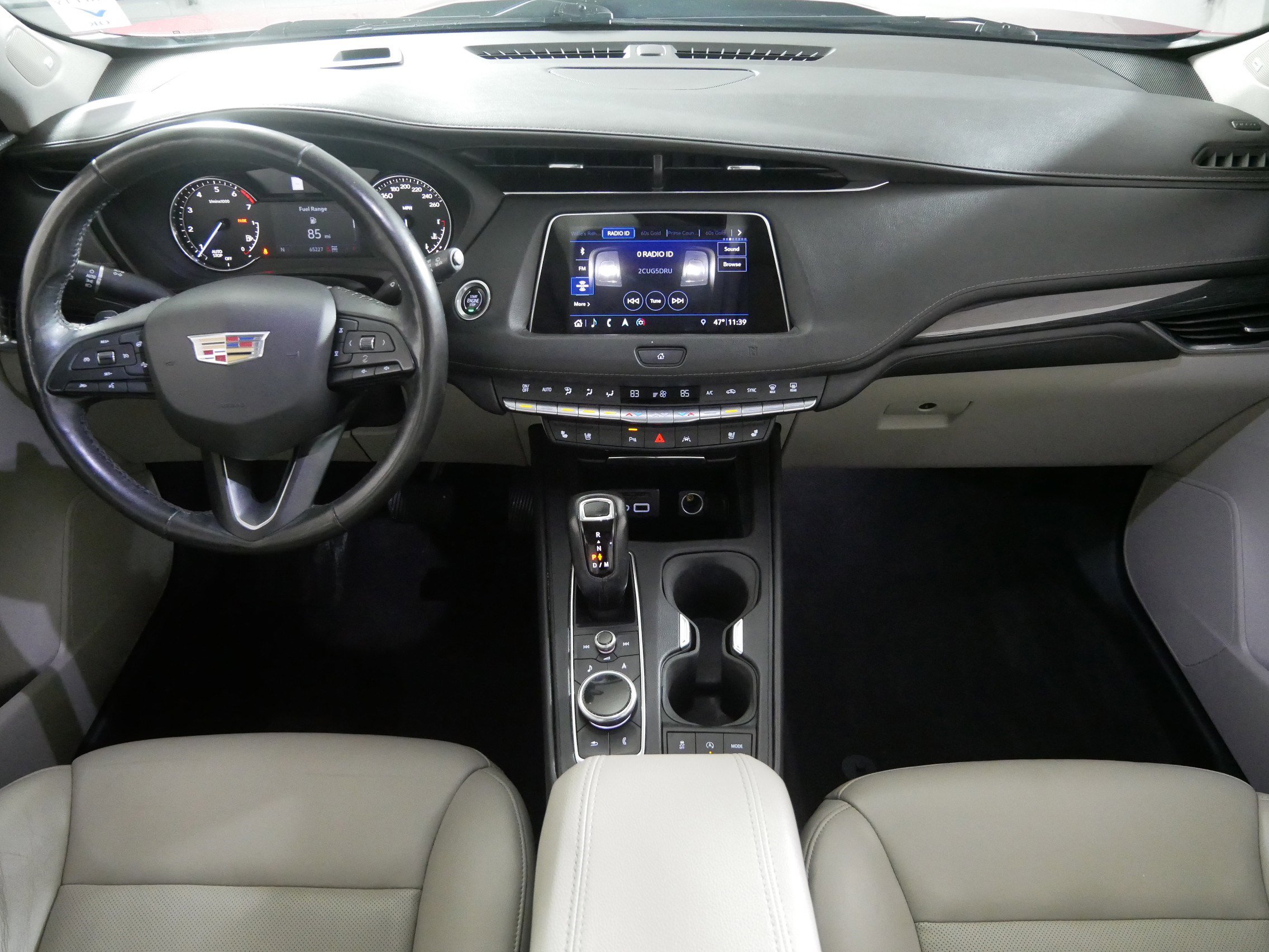 Used 2019 Cadillac XT4 Premium Luxury image 10