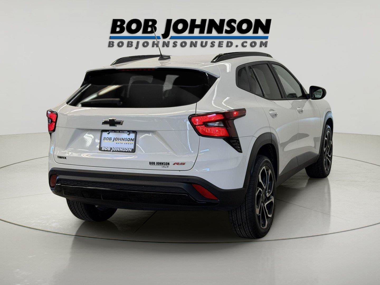 Used 2024 Chevrolet Trax RS w/ Sunroof Package FWD image 10