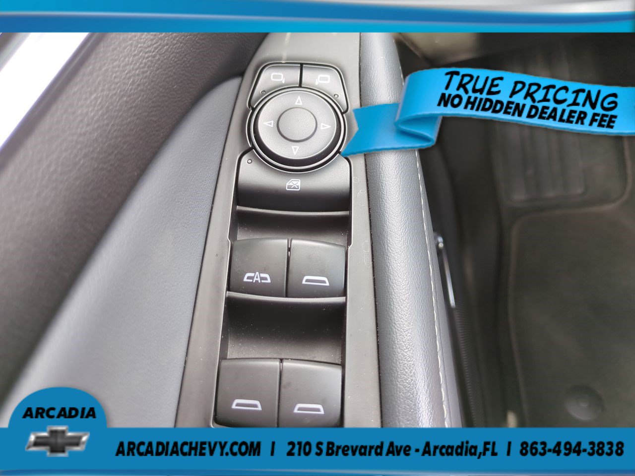 Used 2024 Buick Enclave Essence w/ Experience Buick Package FWD image 24