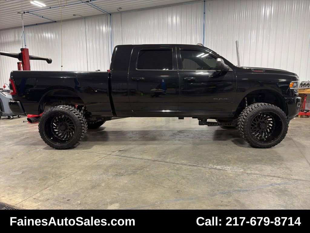 Used 2019 RAM 2500 Big Horn w/ Black Appearance Package image 22