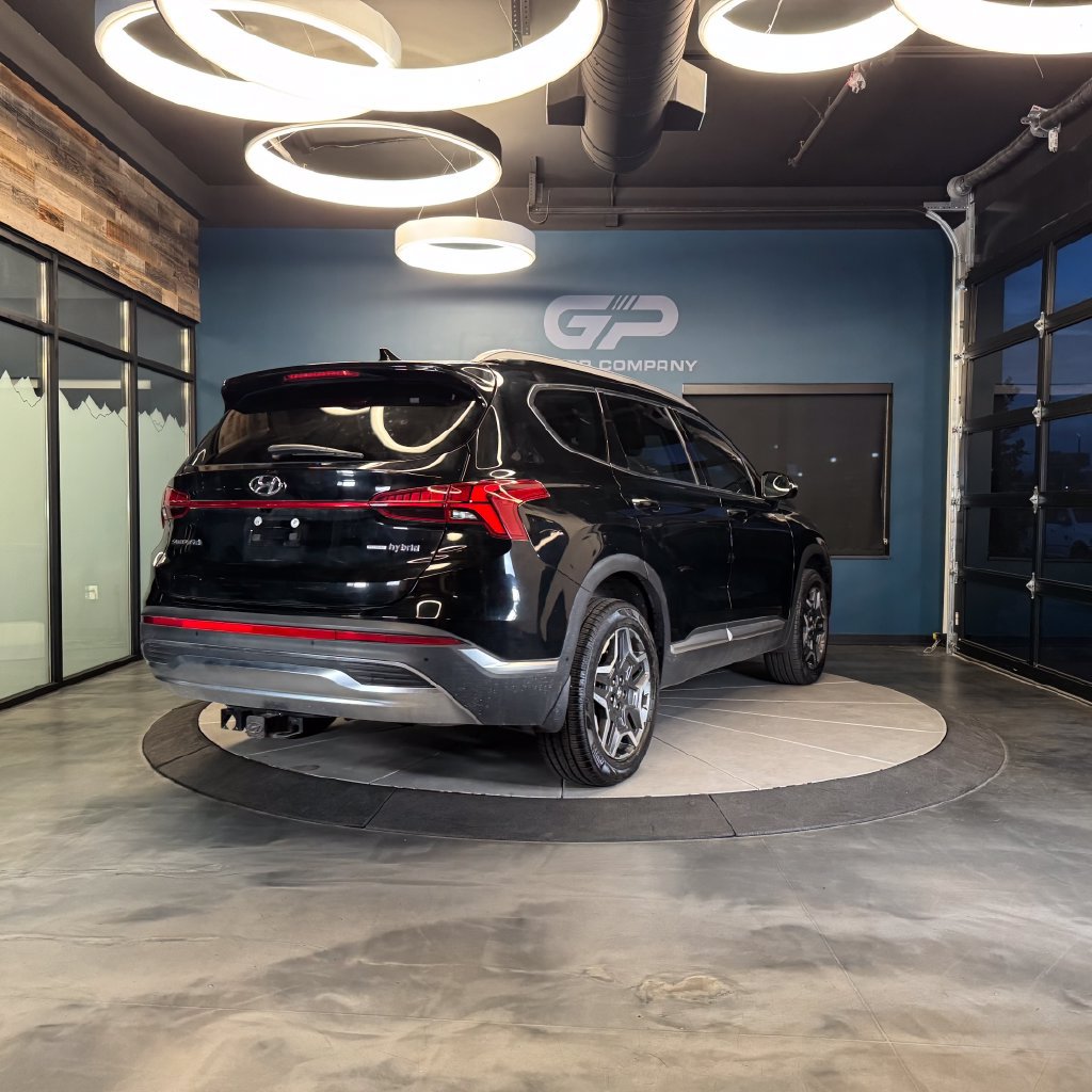 Used 2022 Hyundai Santa Fe Limited AWD/4WD image 3