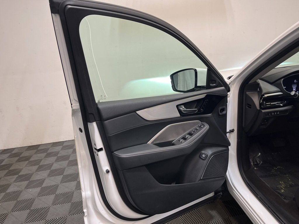 Certified 2023 Acura MDX SH-AWD w/ Technology Package image 15