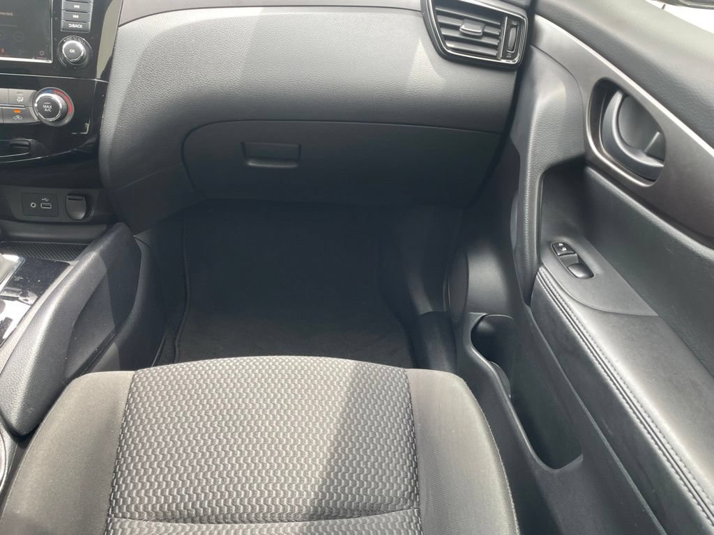 Used 2021 Nissan Rogue Sport S FWD image 24