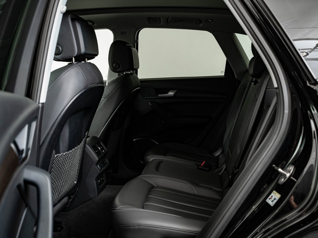 Used 2023 Audi Q5 2.0T Premium w/ Convenience Package image 43