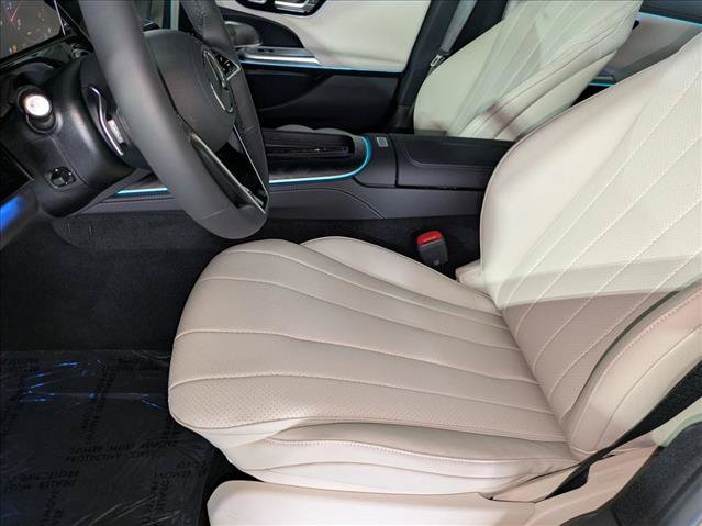 New 2026 Mercedes-Benz E 450 4MATIC Sedan image 3