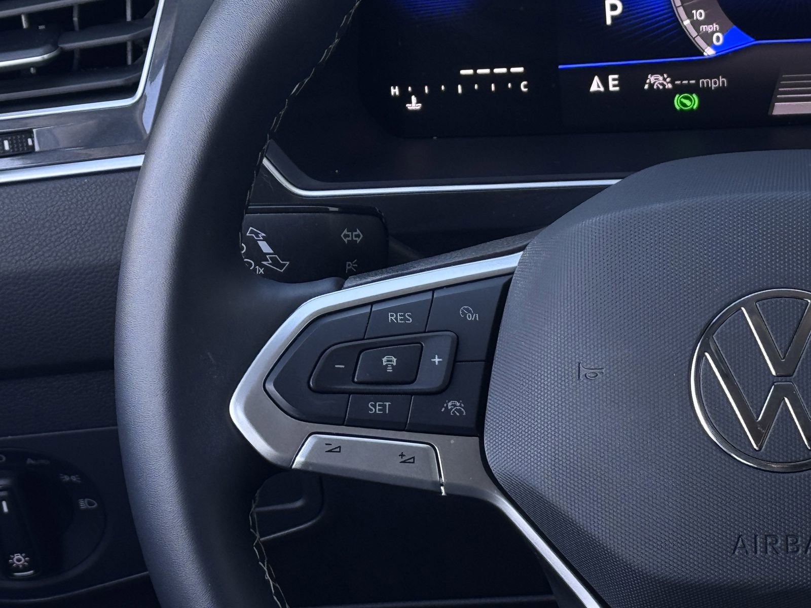 New 2024 Volkswagen Tiguan S FWD image 14