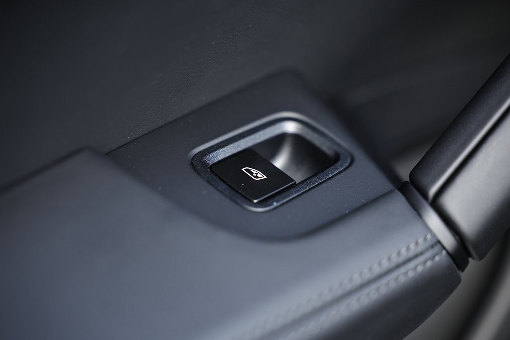 New 2026 Porsche Cayenne Turbo image 27