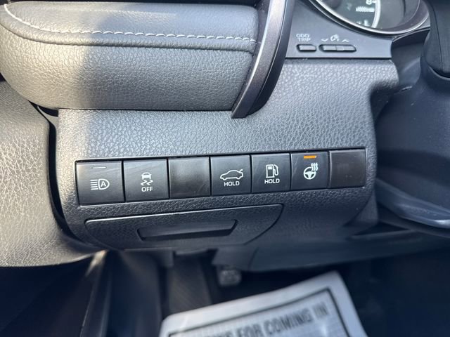 Used 2024 Toyota Camry SE FWD image 21
