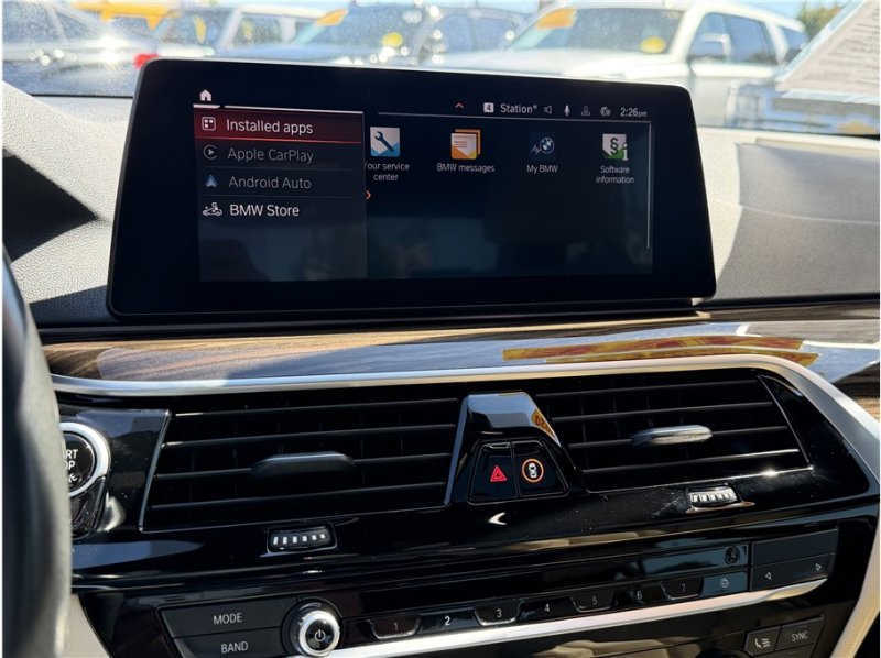 Used 2020 BMW 530i w/ Premium Package image 41