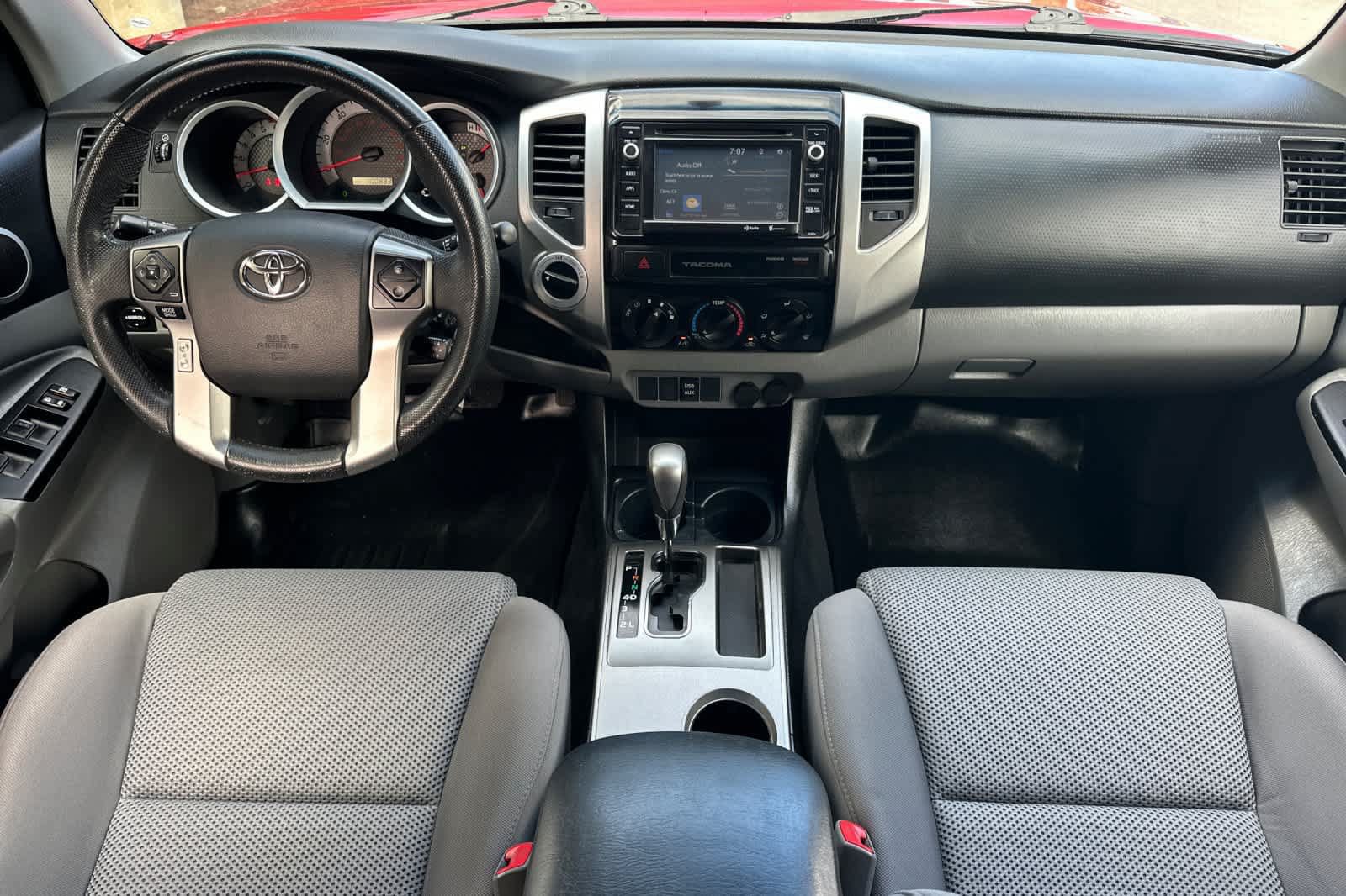 Used 2015 Toyota Tacoma 4x4 Double Cab w/ TRD Sport Package image 3