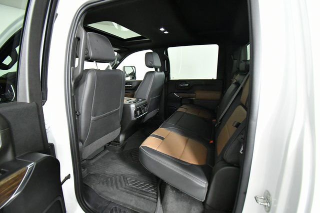 Used 2022 Chevrolet Silverado 3500 High Country w/ Technology Package image 25