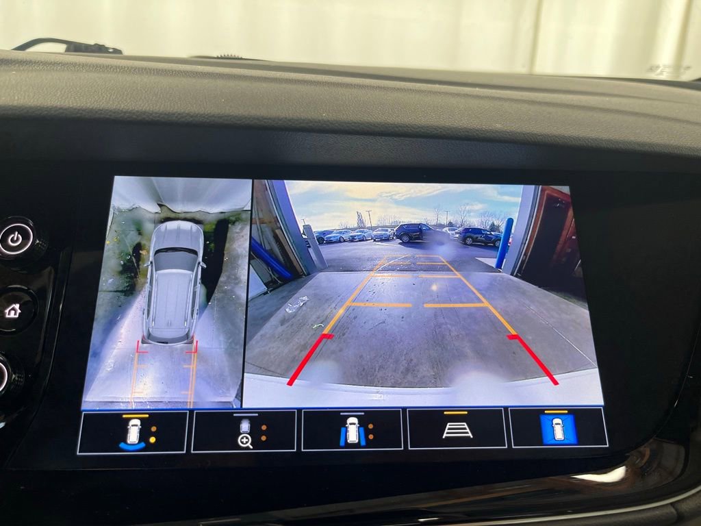 Used 2021 Buick Envision Avenir w/ Technology Package II image 17