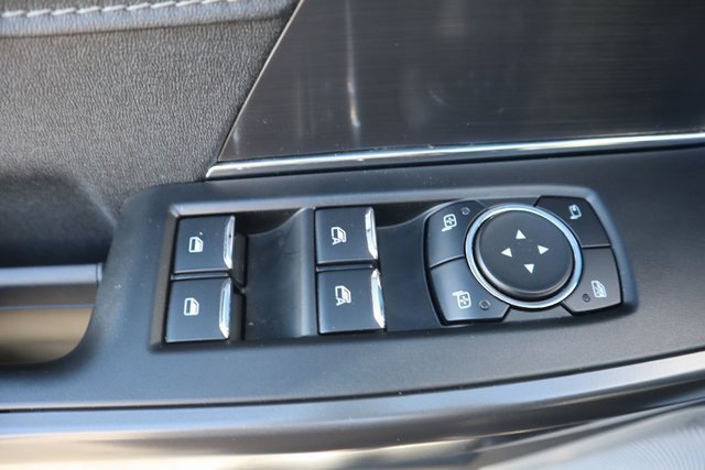 Used 2025 Ford F150 Lariat w/ Equipment Group 502A High image 7