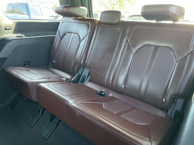 Certified 2023 Ford Expedition Limited image 33