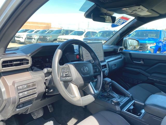 Used 2025 Toyota Tacoma TRD Off-Road AWD/4WD image 10