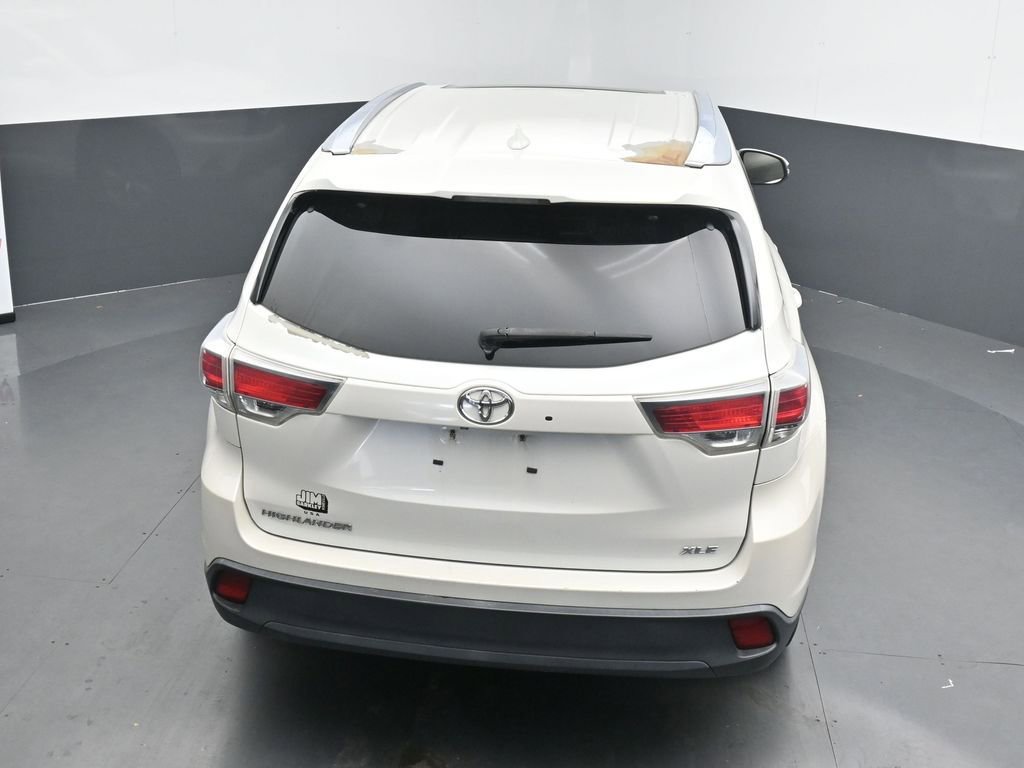 Used 2015 Toyota Highlander XLE image 16