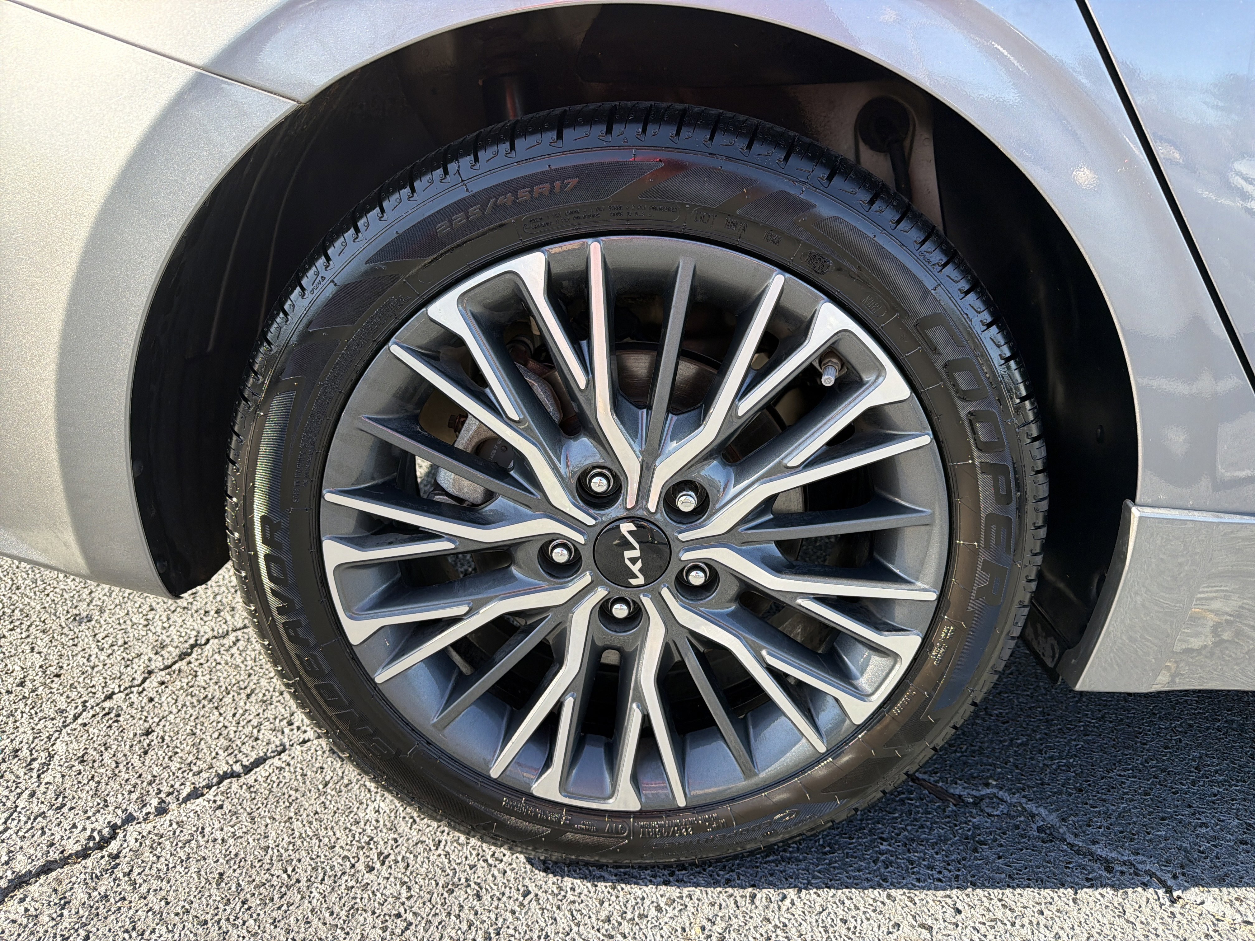 Used 2024 Kia Forte GT-Line image 16