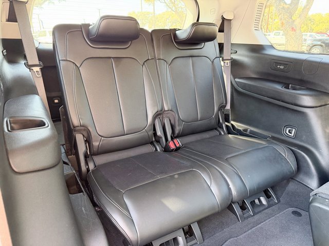 Used 2021 Jeep Grand Cherokee L Limited w/ Luxury Tech Group II image 21