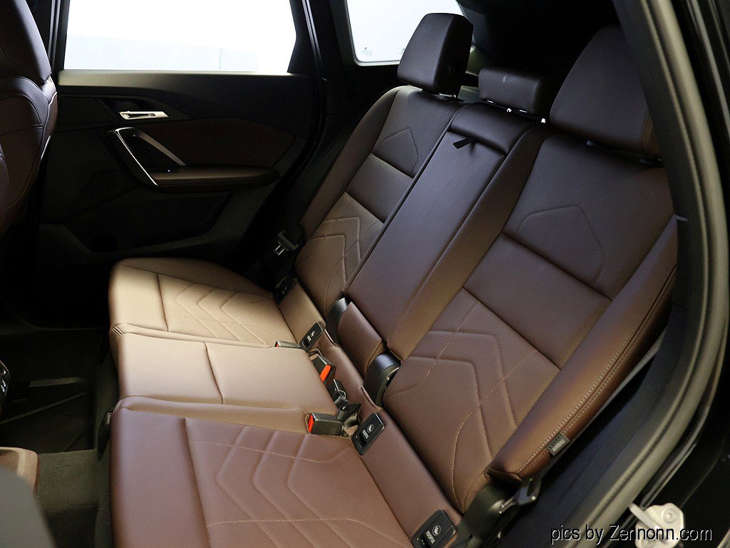 Certified 2023 BMW X1 xDrive28i w/ Convenience Package image 12