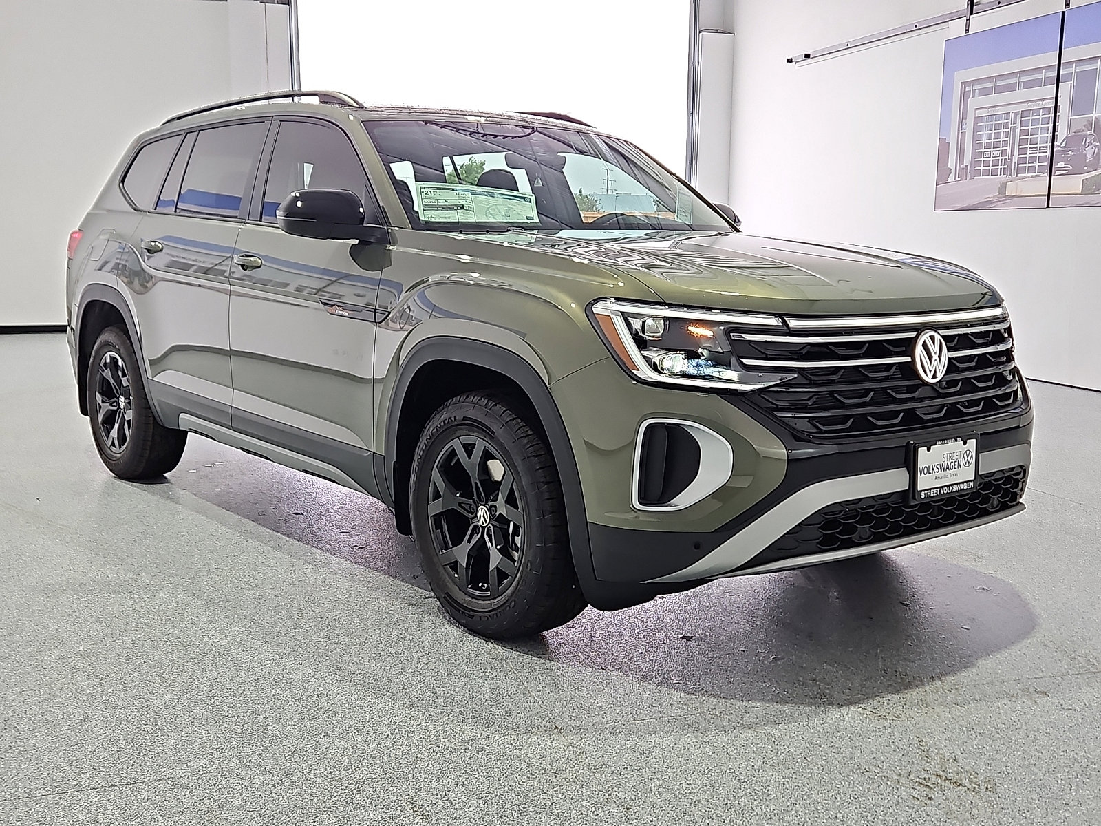 New 2026 Volkswagen Atlas Peak Edition AWD/4WD image 5