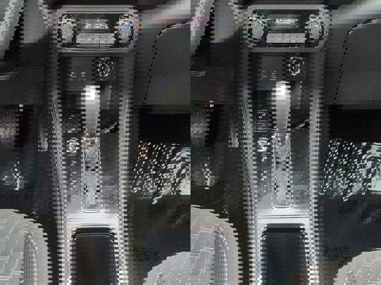 Used 2021 Nissan Kicks SV w/ Exterior Package FWD image 19