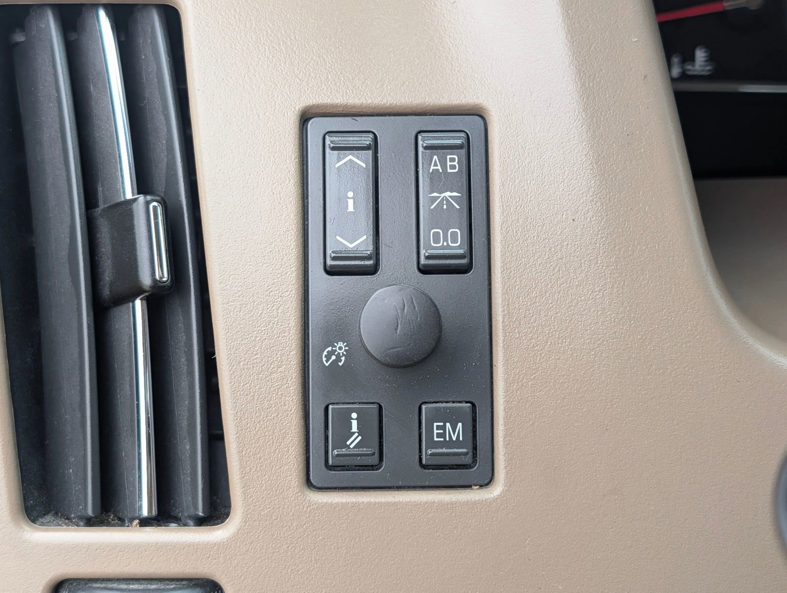 Used 2011 Cadillac STS RWD image 38