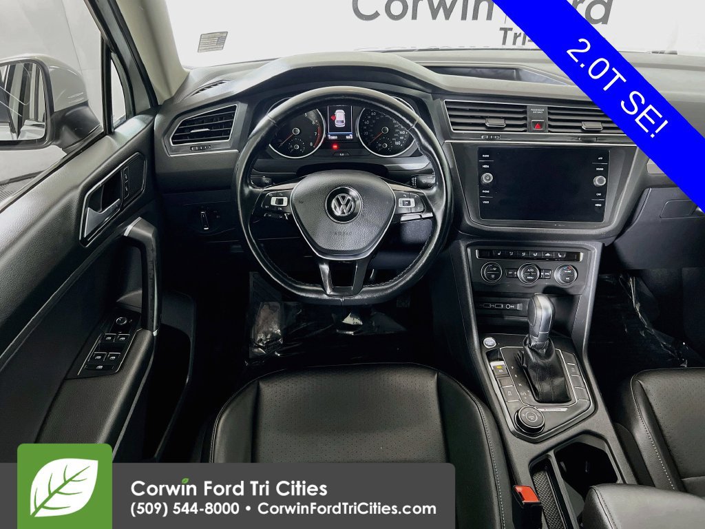 Used 2018 Volkswagen Tiguan SE w/ 3rd Row Seat Package AWD/4WD image 24