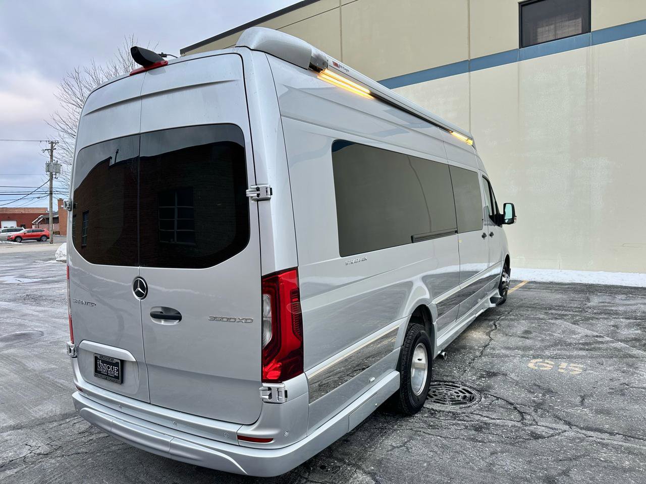 Used 2024 Mercedes-Benz Sprinter 3500 image 17