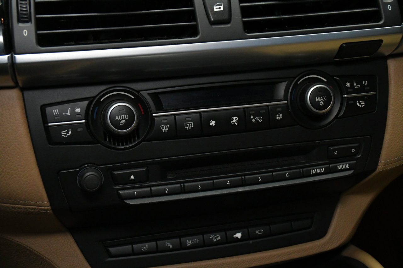 Used 2014 BMW X6 M image 28