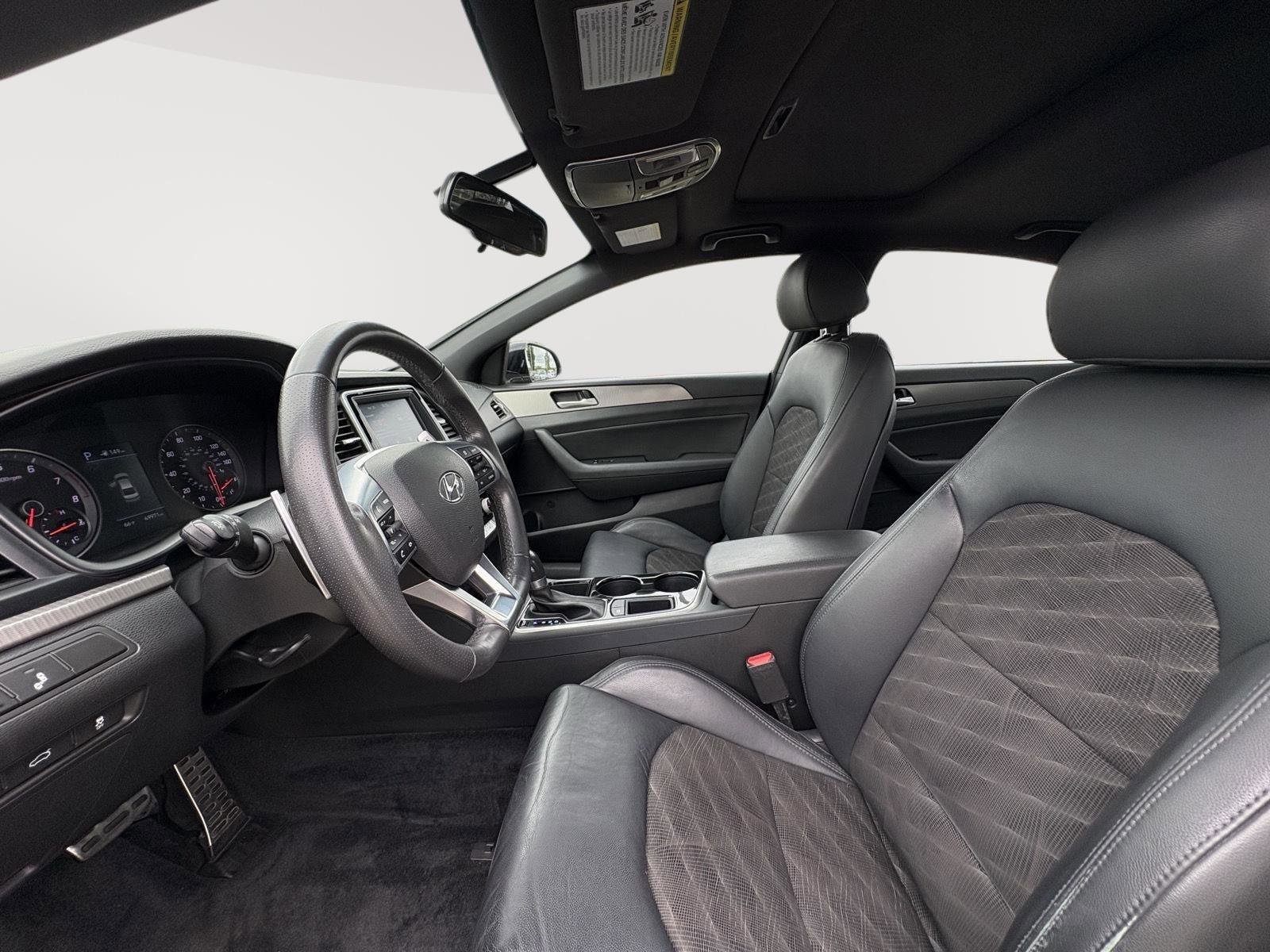 Used 2018 Hyundai Sonata Sport w/ Cargo Package FWD image 10