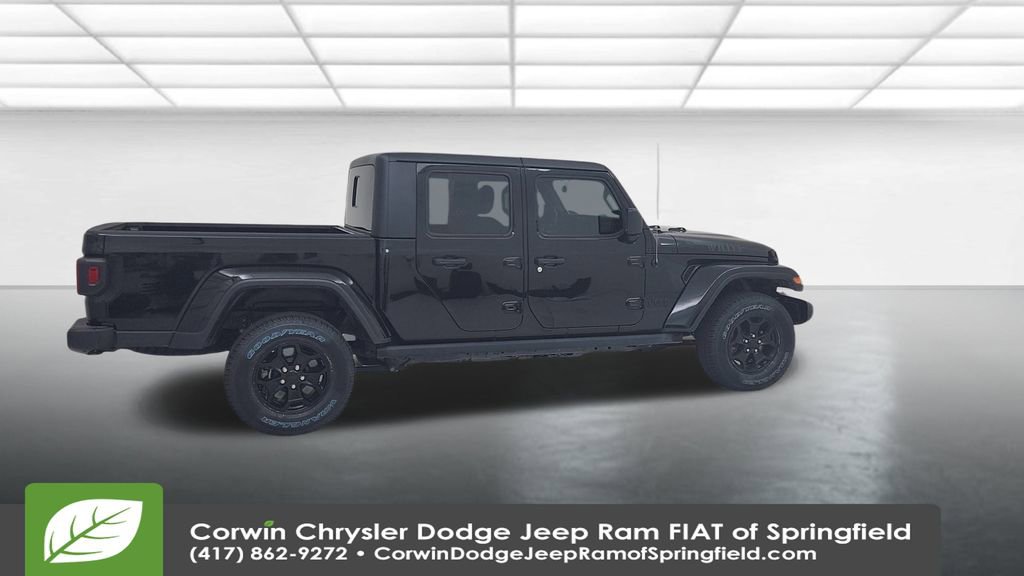 Certified 2021 Jeep Gladiator Willys image 17