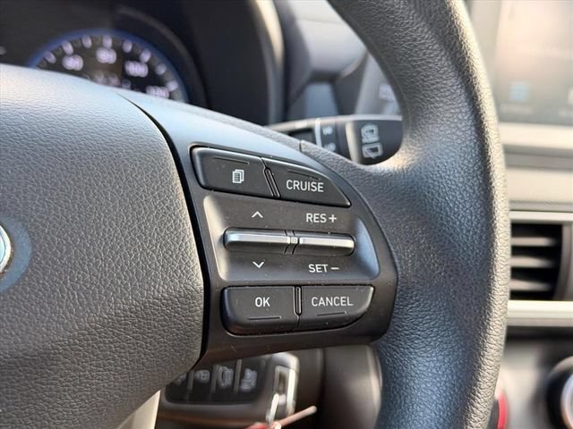 Used 2021 Hyundai Kona SE AWD/4WD image 15