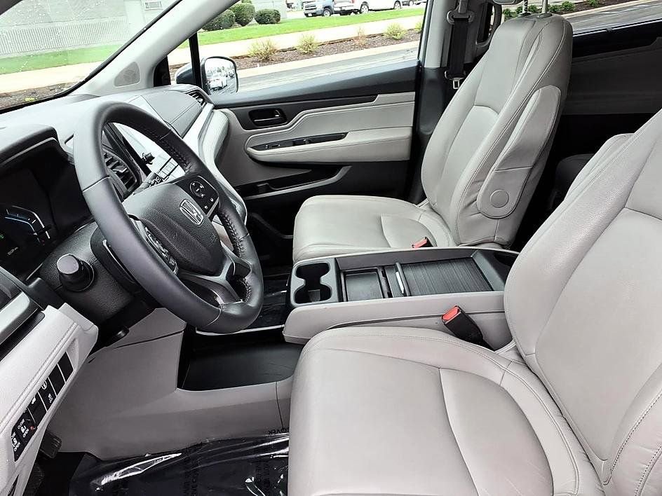 Used 2023 Honda Odyssey EX-L image 16