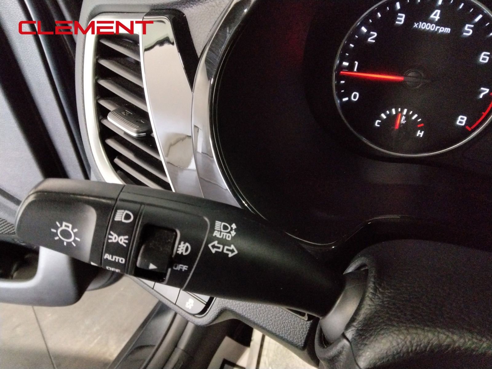 Used 2023 Kia Seltos EX image 15