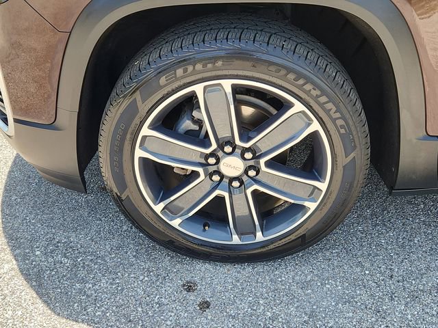 Certified 2020 GMC Acadia SLT w/ Driver Alert Package II FWD image 7