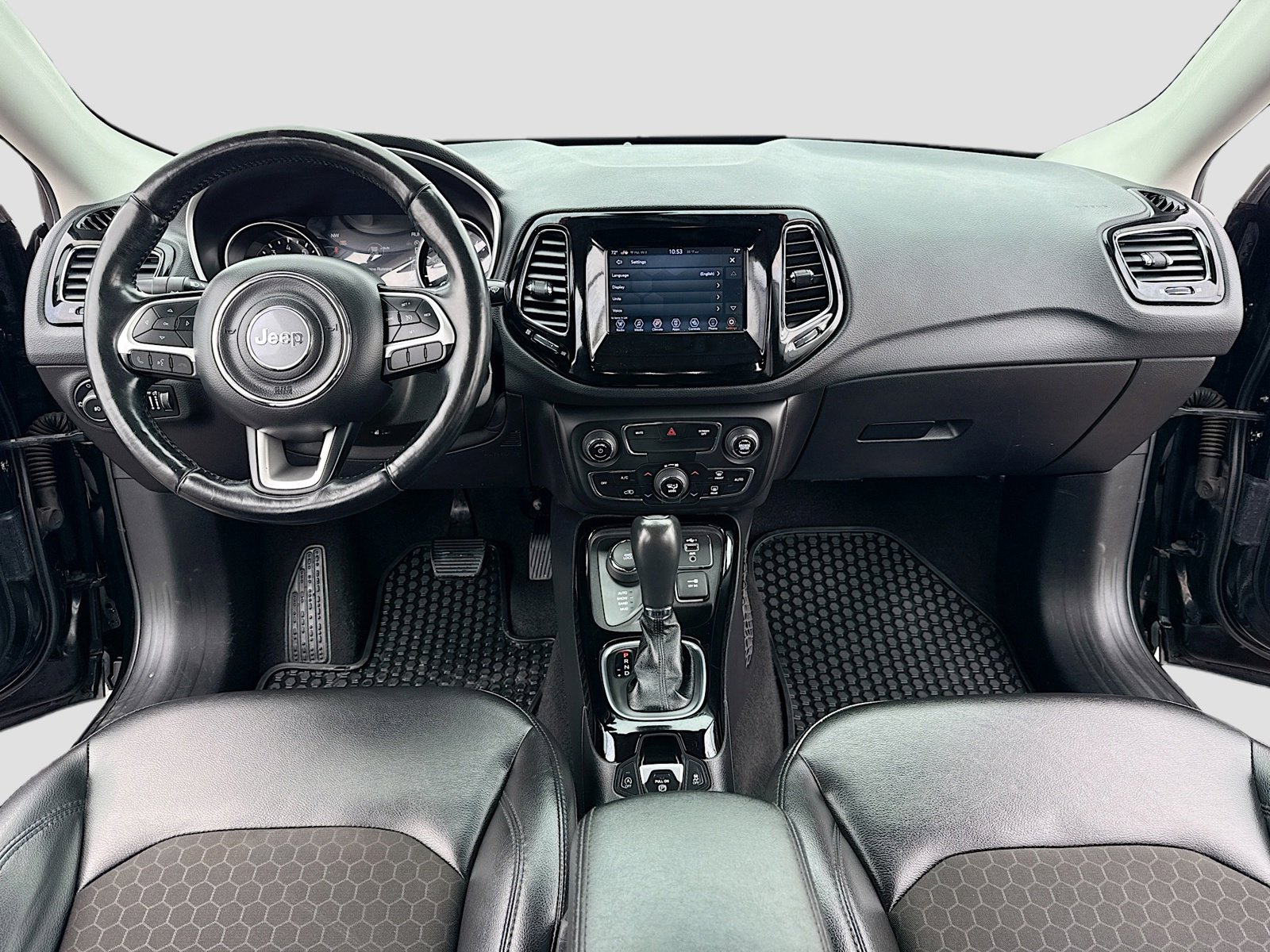 Used 2020 Jeep Compass Latitude image 3