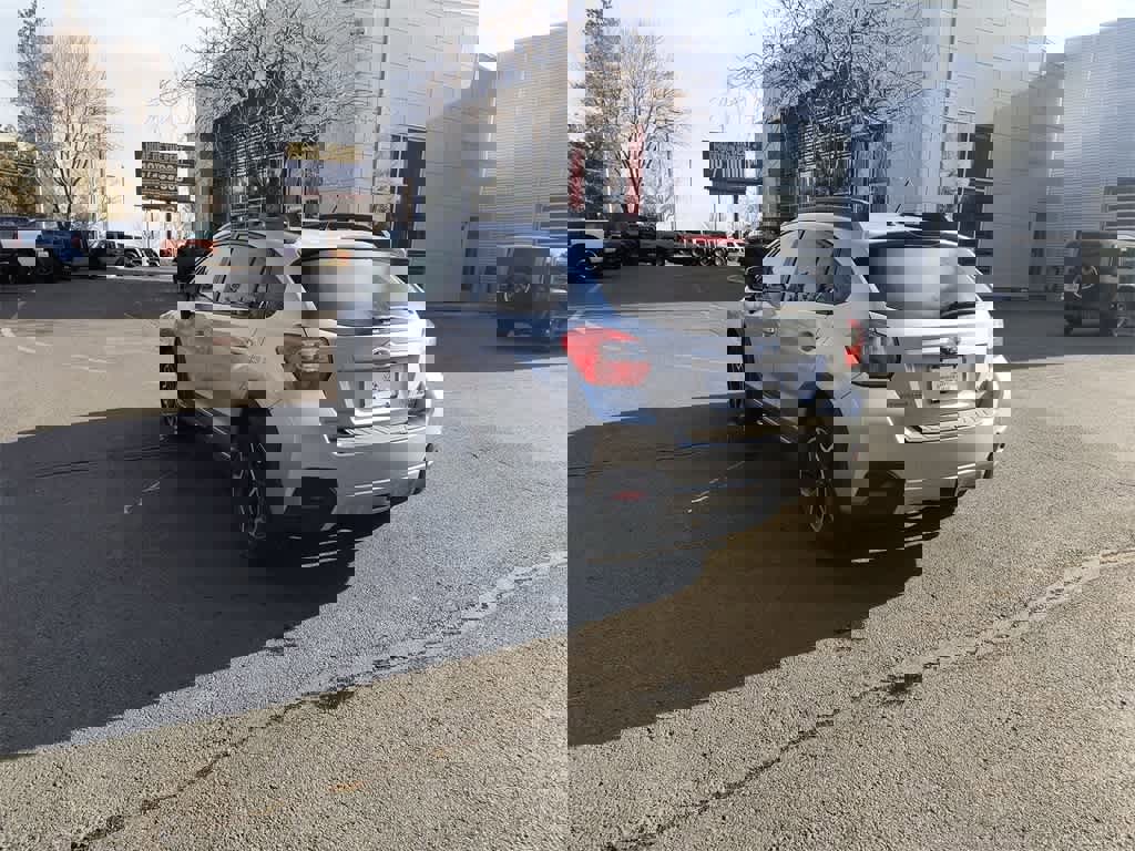 Used 2014 Subaru Crosstrek 2.0i Premium image 4