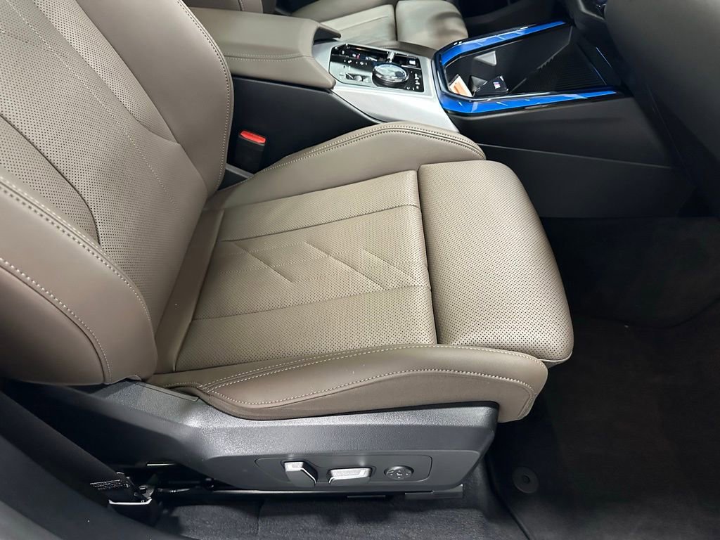 Used 2025 BMW X3 xDrive30i w/ M Sport Package image 55