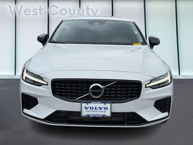 Certified 2022 Volvo S60 T8 R-Design Expression w/ Premium Package AWD/4WD image 10