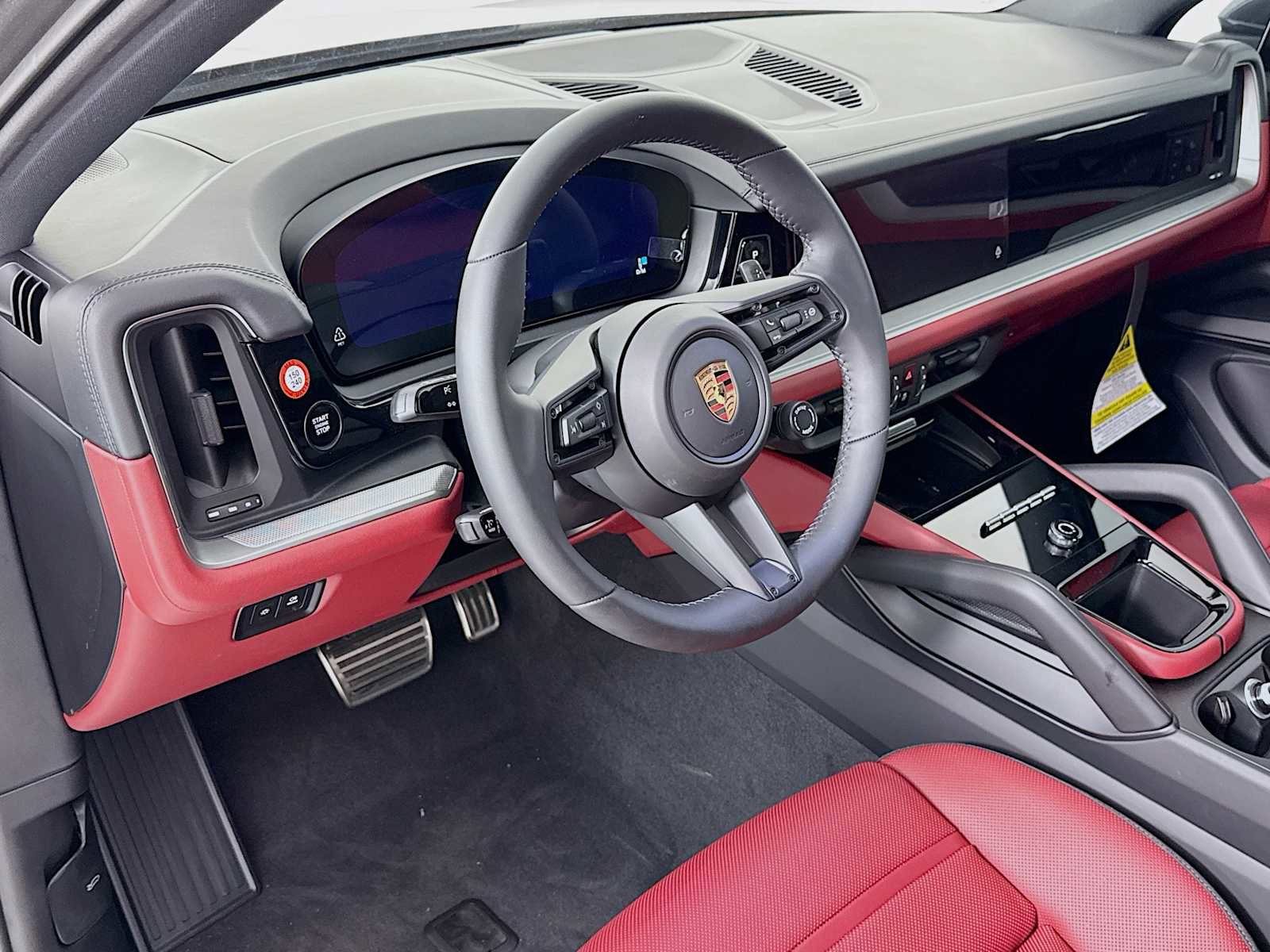 New 2025 Porsche Cayenne image 4