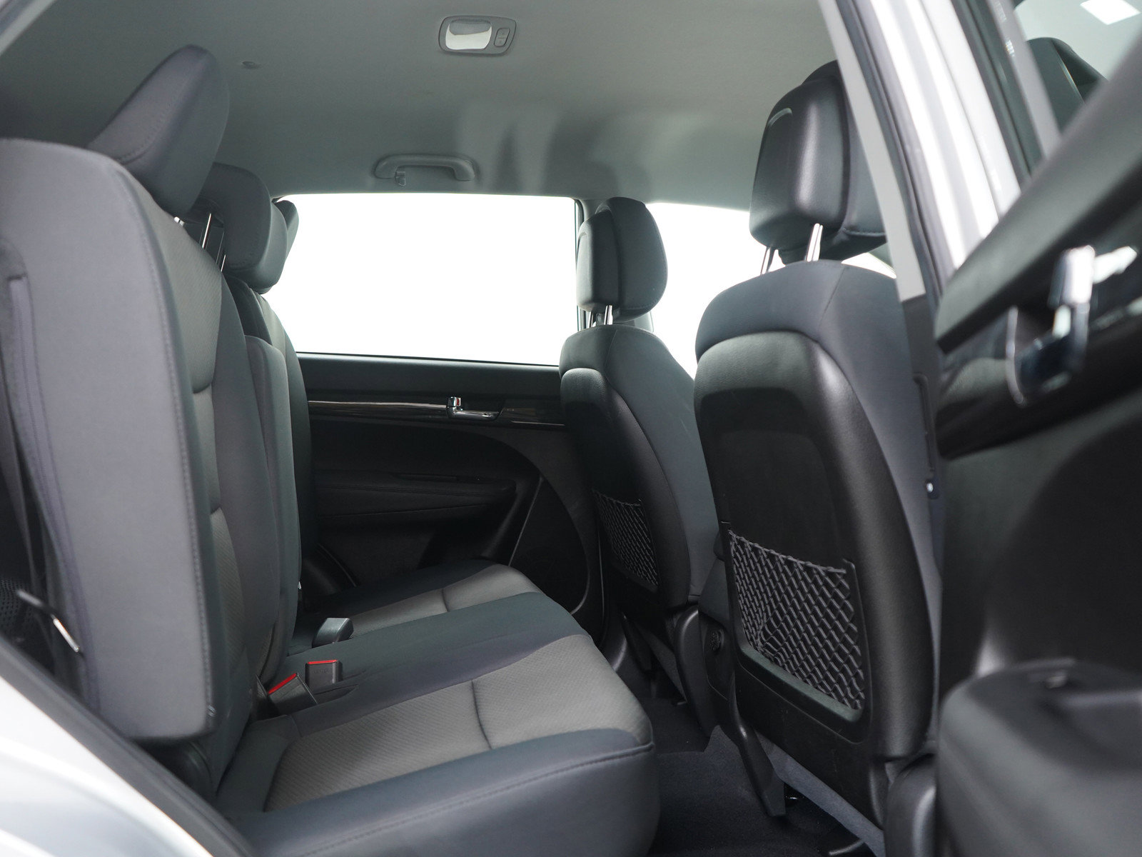 Used 2013 Kia Sorento LX w/ Convenience Pkg image 12