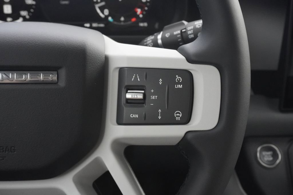 New 2025 Land Rover Defender 110 S image 13
