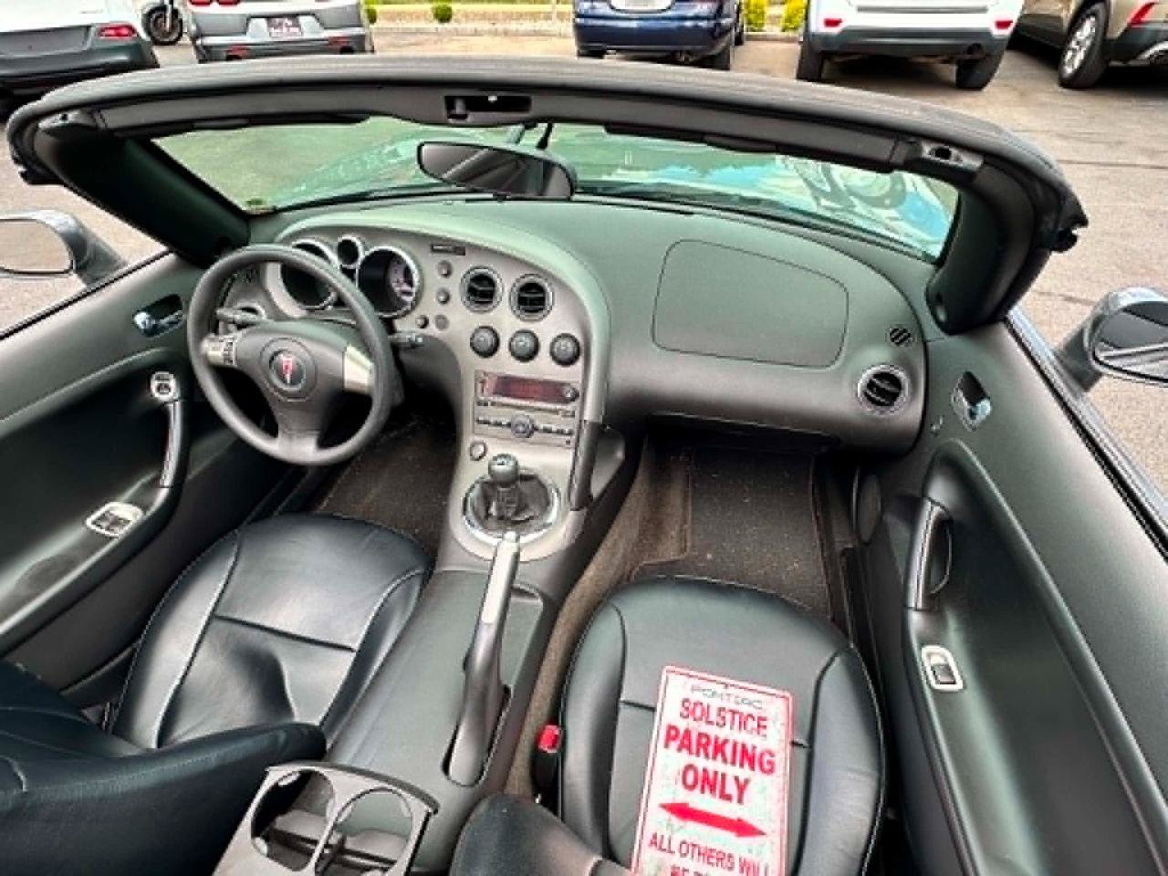 Used 2007 Pontiac Solstice Convertible w/ Preferred Package RWD image 9
