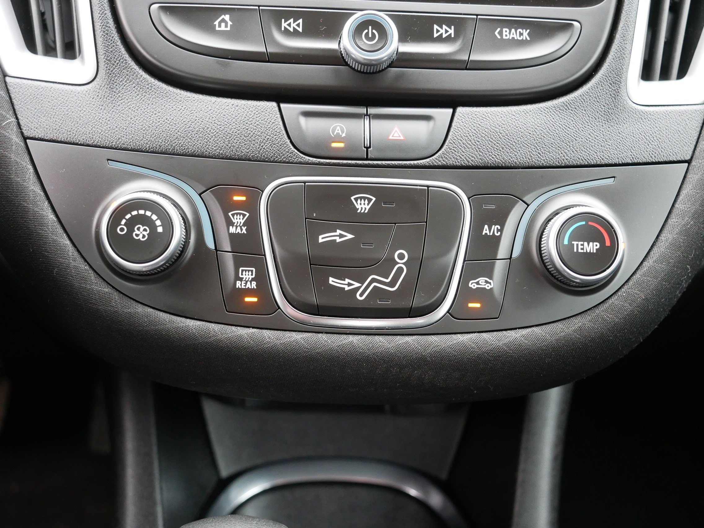 Used 2022 Chevrolet Malibu RS image 23