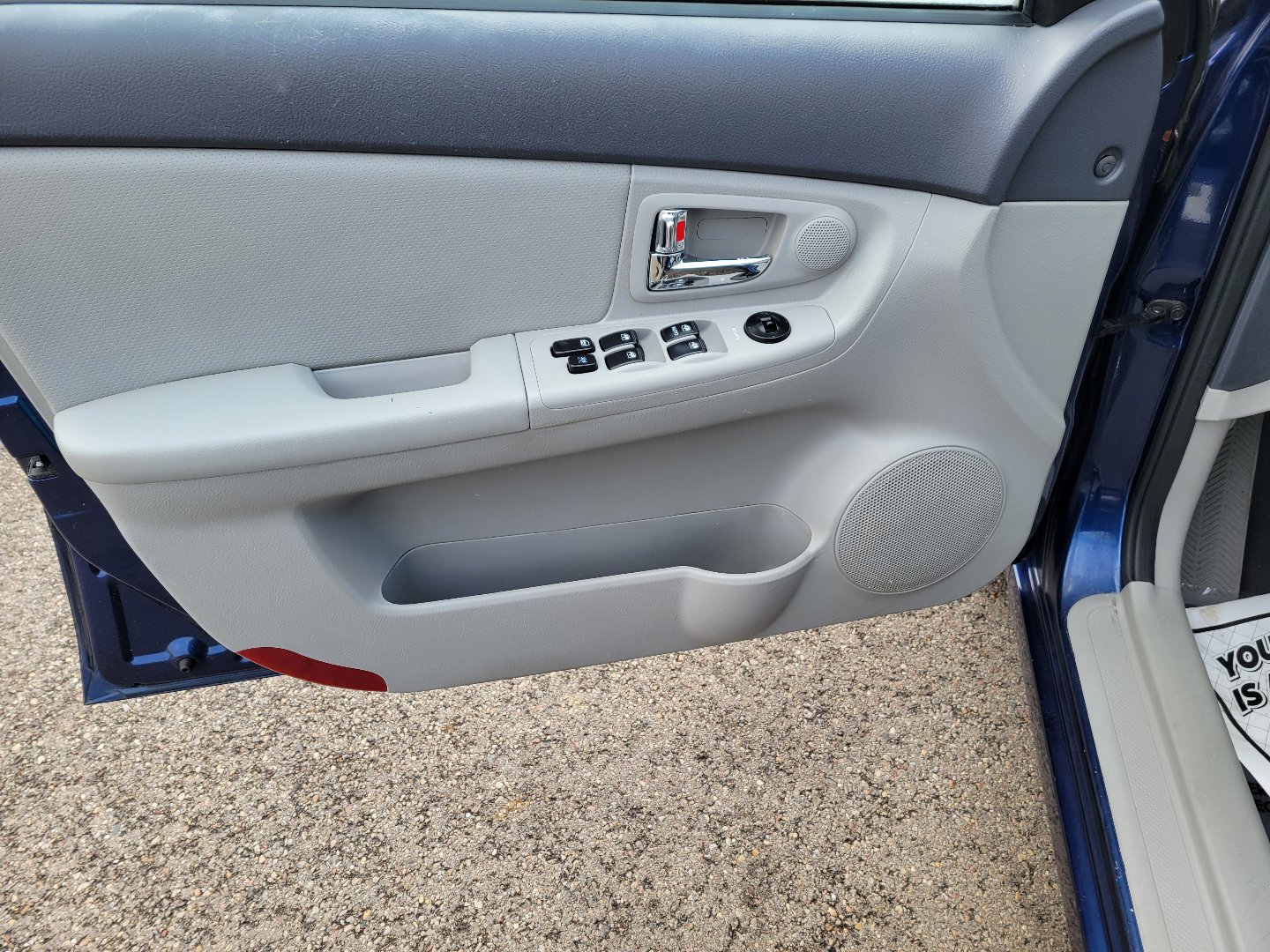 Used 2009 Kia Spectra EX image 18