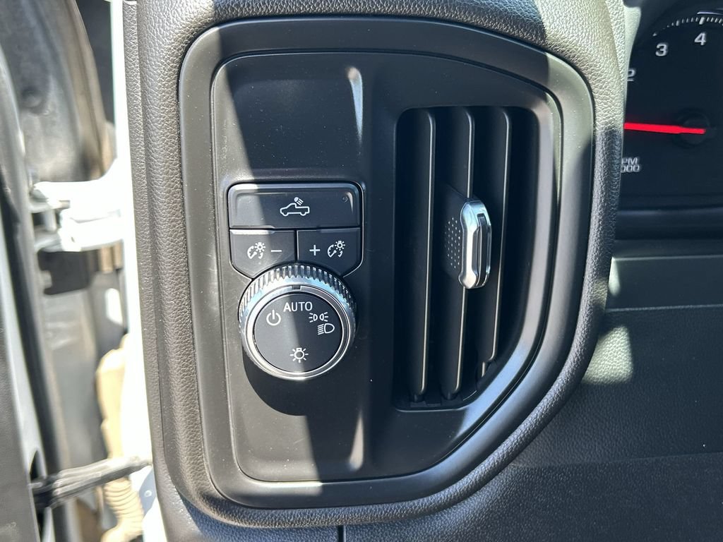 Used 2023 GMC Sierra 2500 Pro w/ Convenience Package RWD image 18