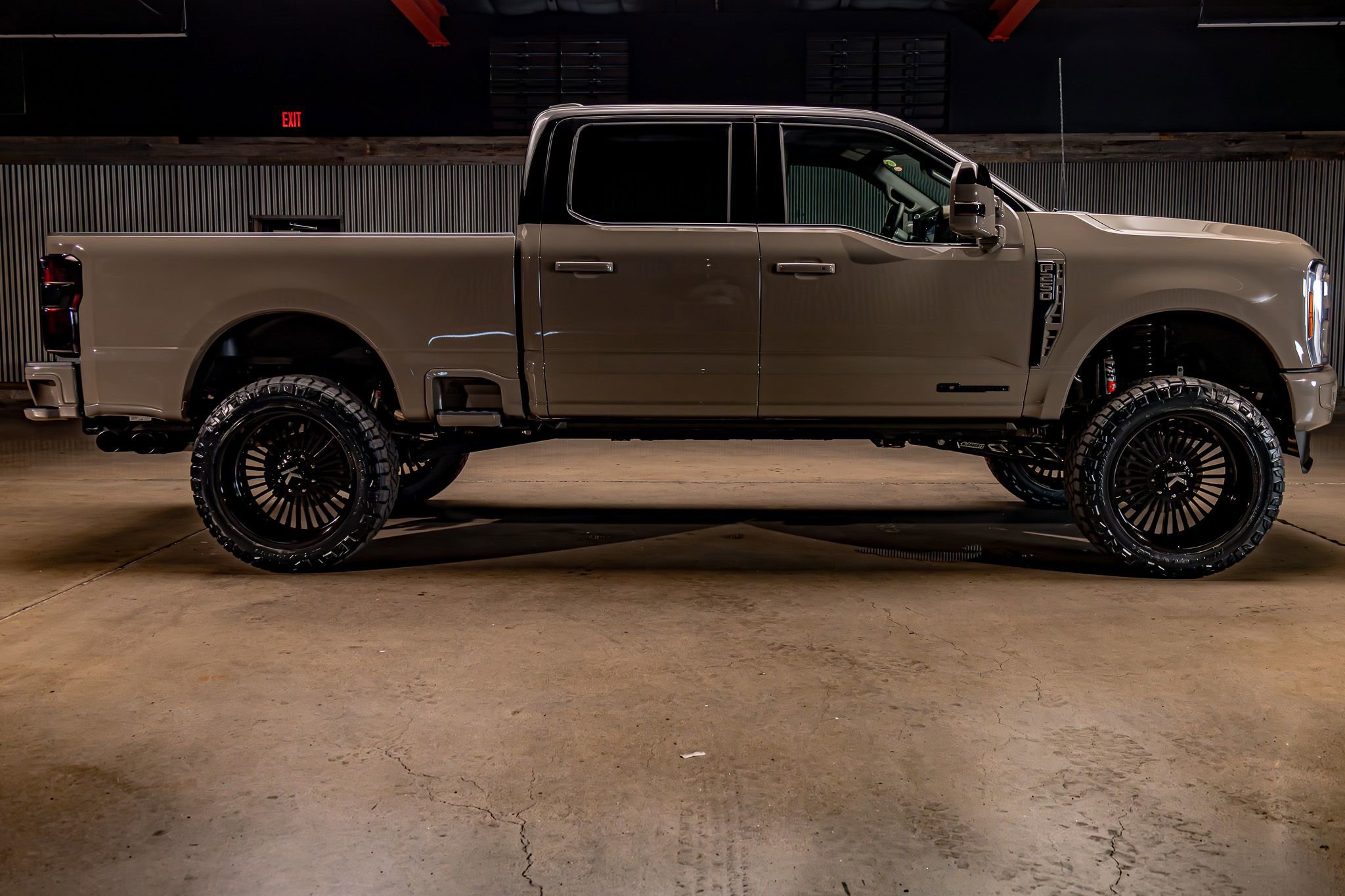 Used 2026 Ford F250 King Ranch w/ Chrome Package image 11