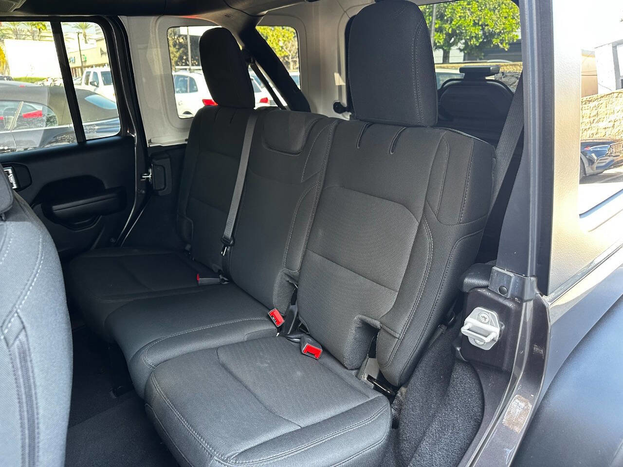 Used 2021 Jeep Wrangler Unlimited Sport image 35